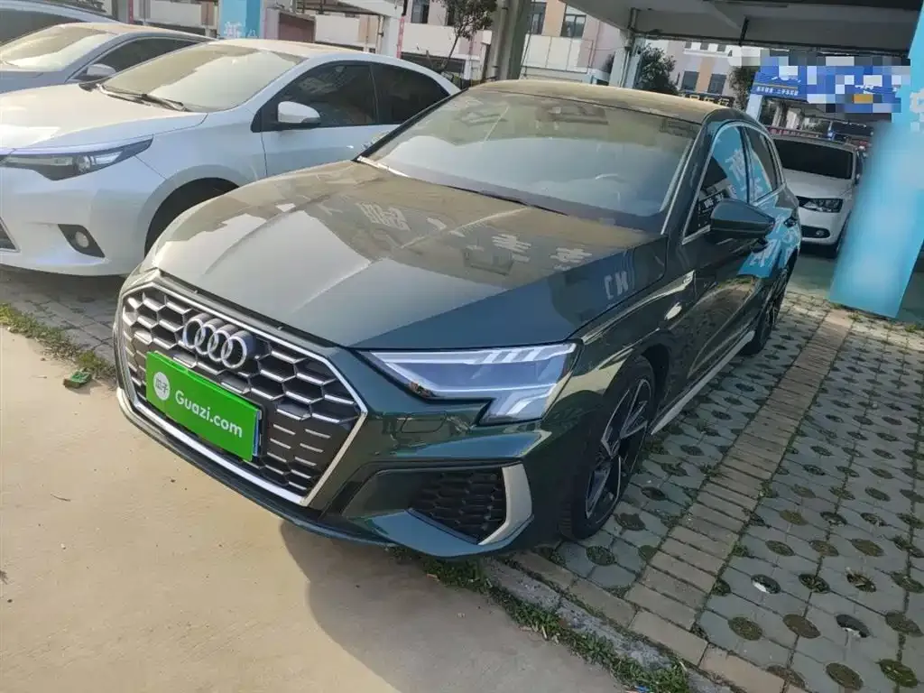 Audi A3 2023 из CN, фото 1