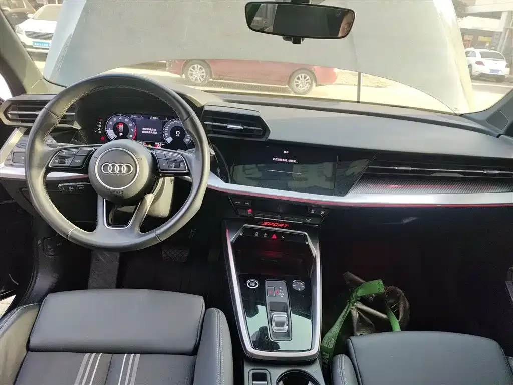 Audi A3 2023 из CN, фото 10