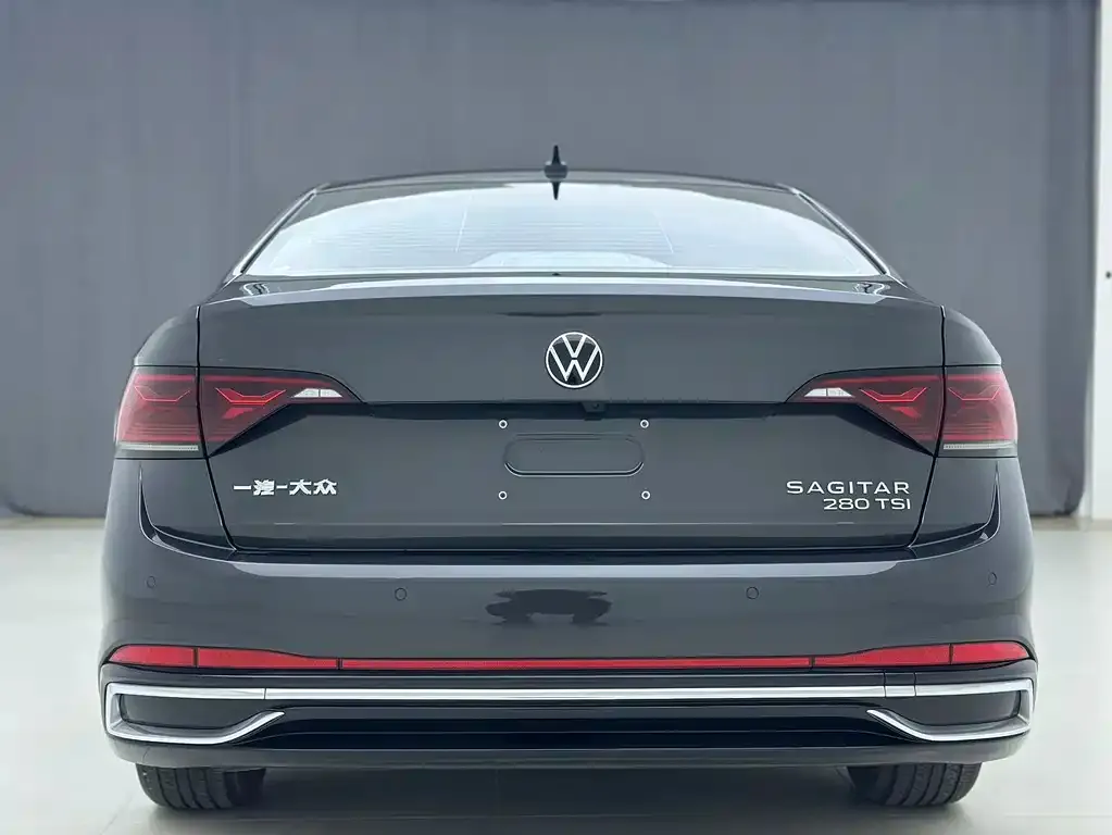 Volkswagen Sagitar 2023 из CN, фото 6