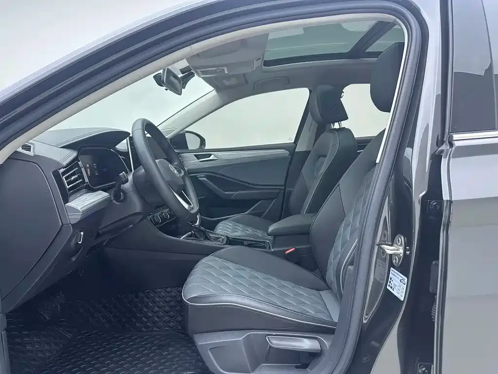 Volkswagen Sagitar 2023 из CN, фото 9
