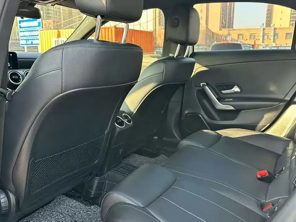 Mercedes-Benz A-Class 2023 из CN, фото 6