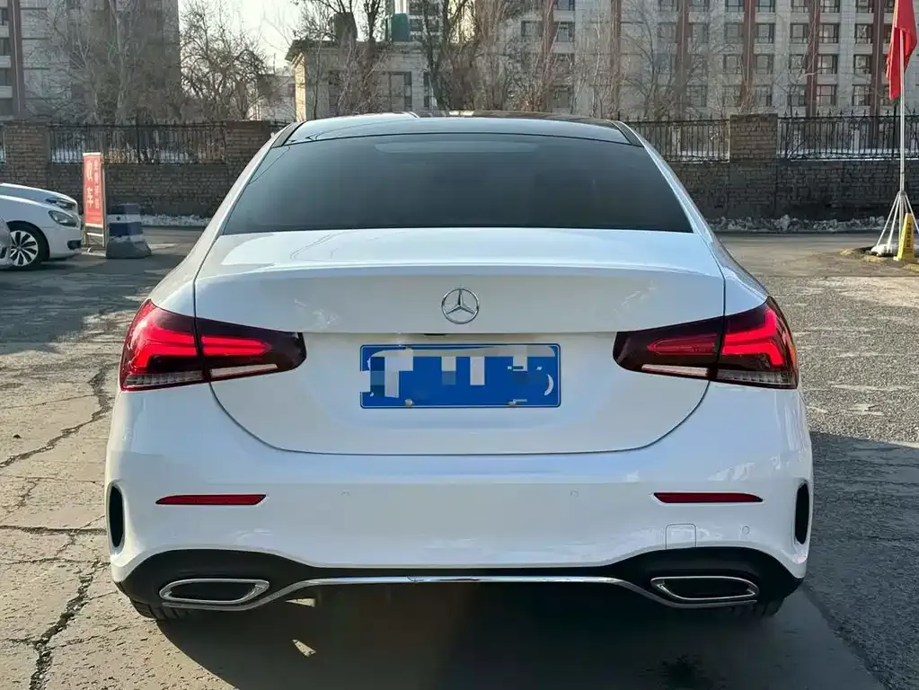 Mercedes-Benz A-Class 2023 из CN, фото 8