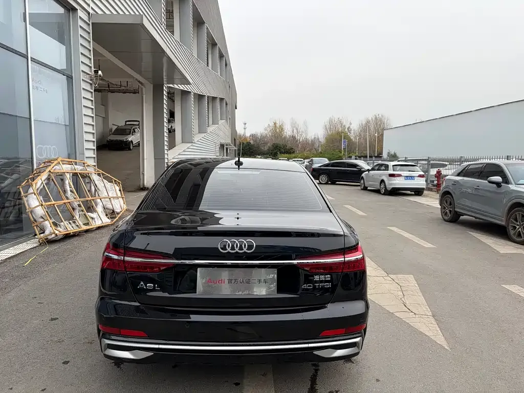 Audi A6L 2023 из CN, фото 10