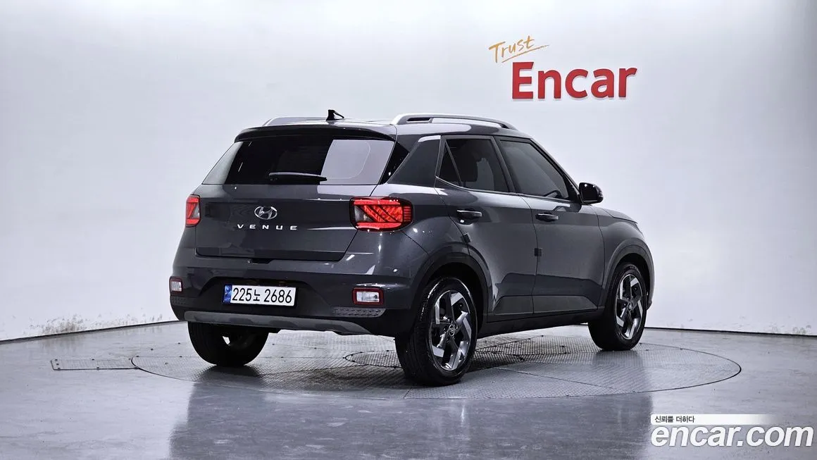 Hyundai Venue 2023 из KR, фото 2