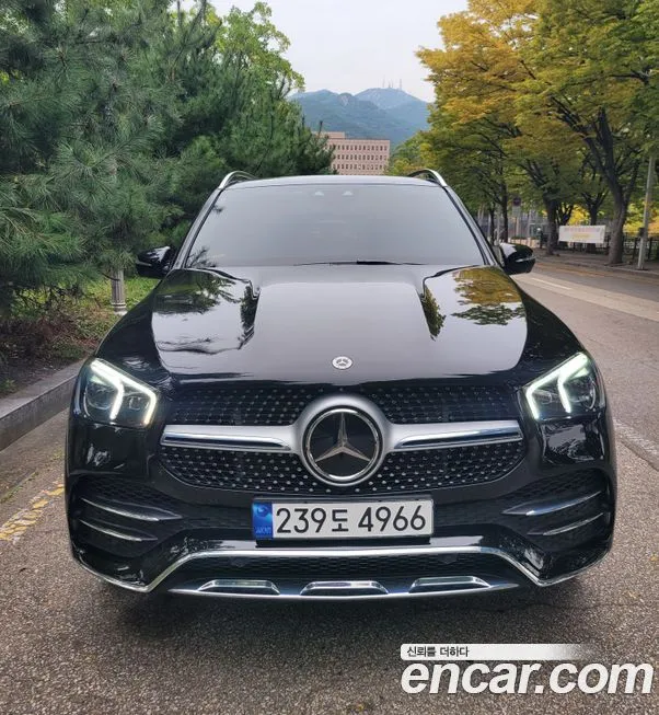 Mercedes-Benz GLE-Class — фото 1