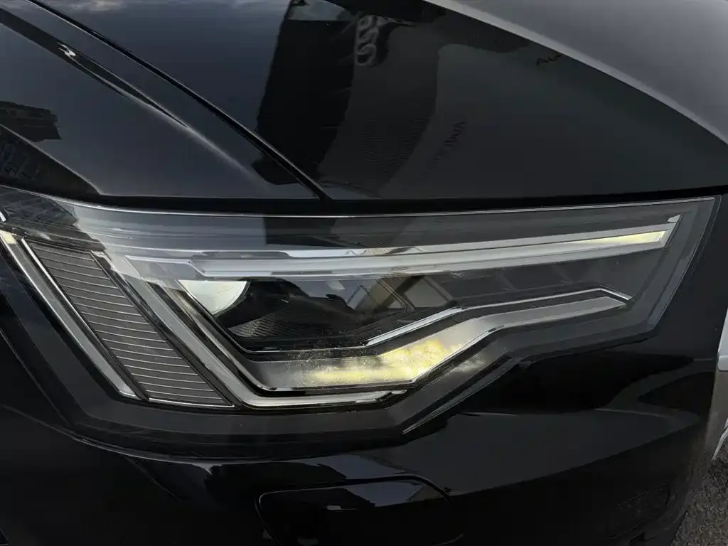Audi A6L New Energy 2023 из CN, фото 2