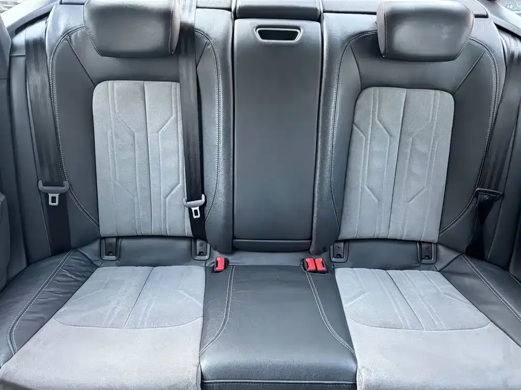 Audi A6L New Energy 2023 из CN, фото 6