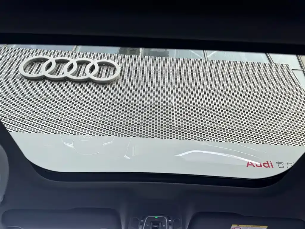 Audi A6L New Energy 2023 из CN, фото 8