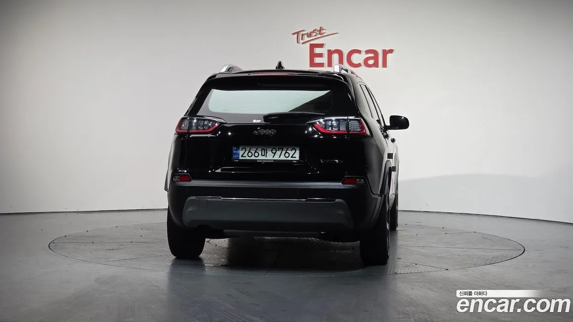 Jeep Cherokee 2021 из KR, фото 4