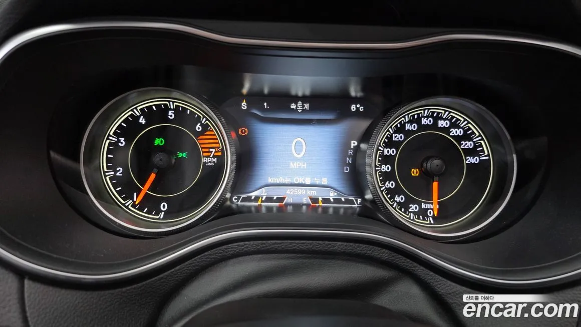 Jeep Cherokee 2021 из KR, фото 8