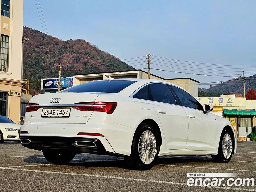 Audi A6 — фото 2