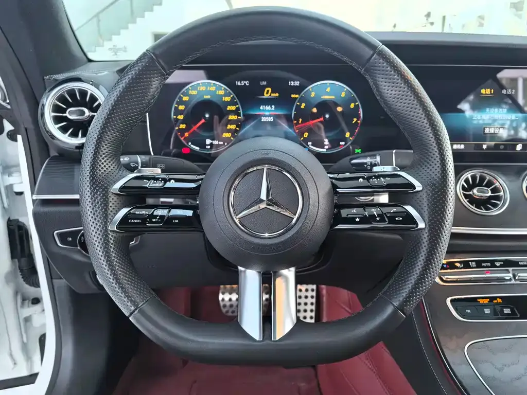 Mercedes-Benz E-Class (Import) — фото 8