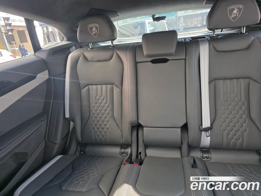 Lamborghini Urus 2026 из KR, фото 8