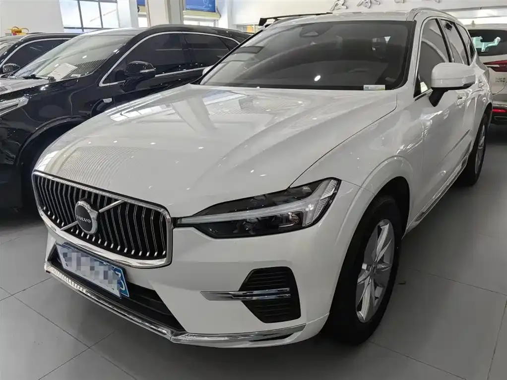 Volvo XC60 2021 из CN, фото 1