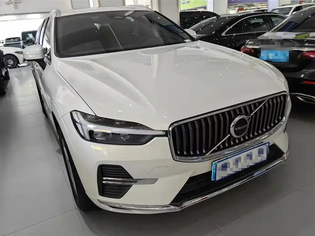 Volvo XC60 2021 из CN, фото 3