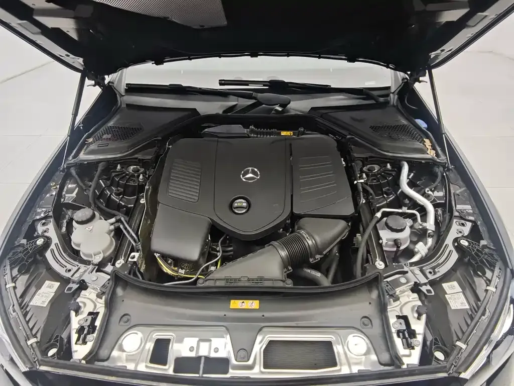 Mercedes-Benz E-Class 2025 из CN, фото 10