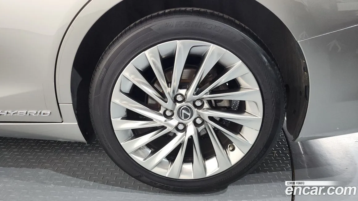 Lexus ES 2021 из KR, фото 5