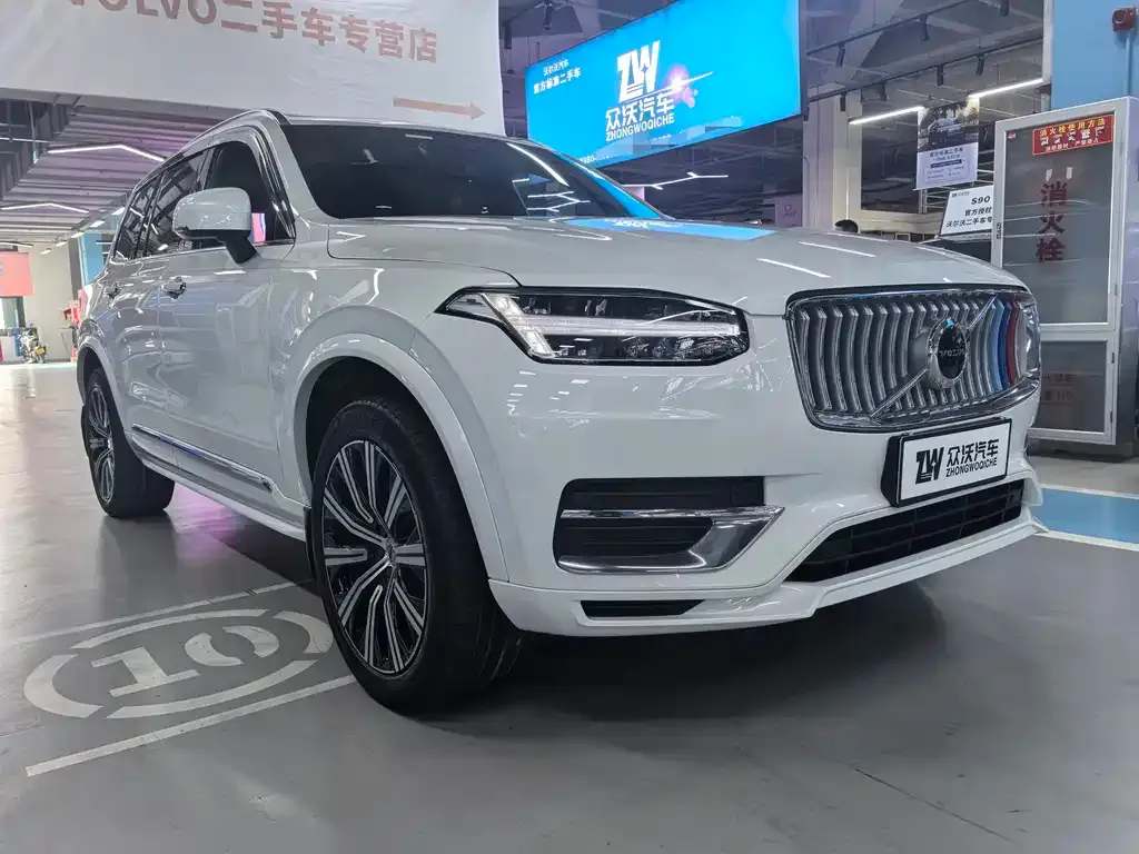 Volvo XC90 2022 из CN, фото 3