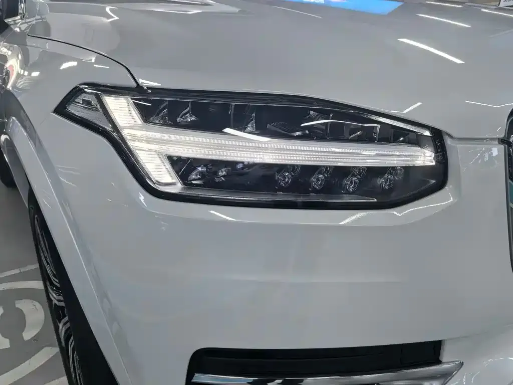 Volvo XC90 2022 из CN, фото 4
