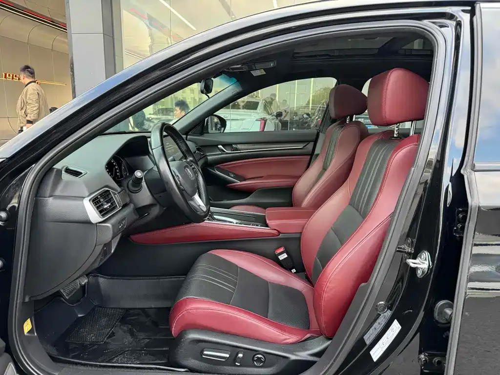 Honda Inspire 2022 из CN, фото 4