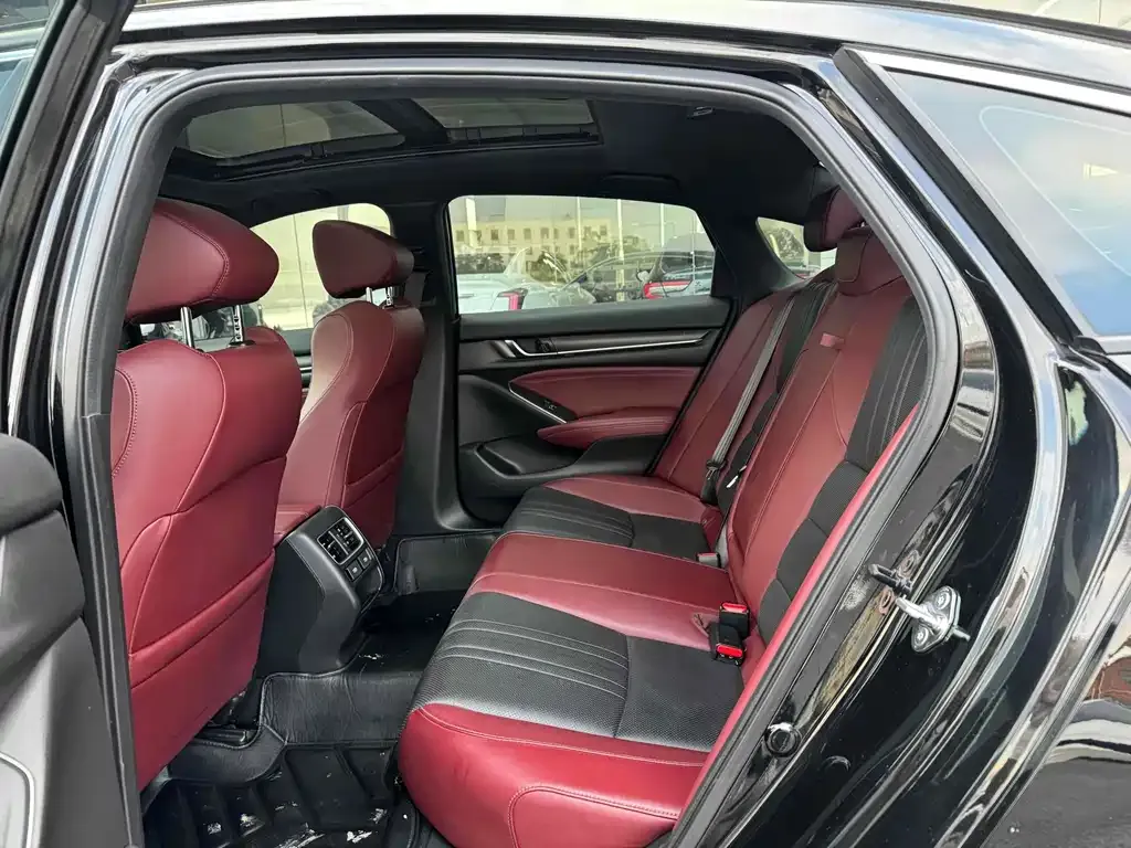 Honda Inspire 2022 из CN, фото 6