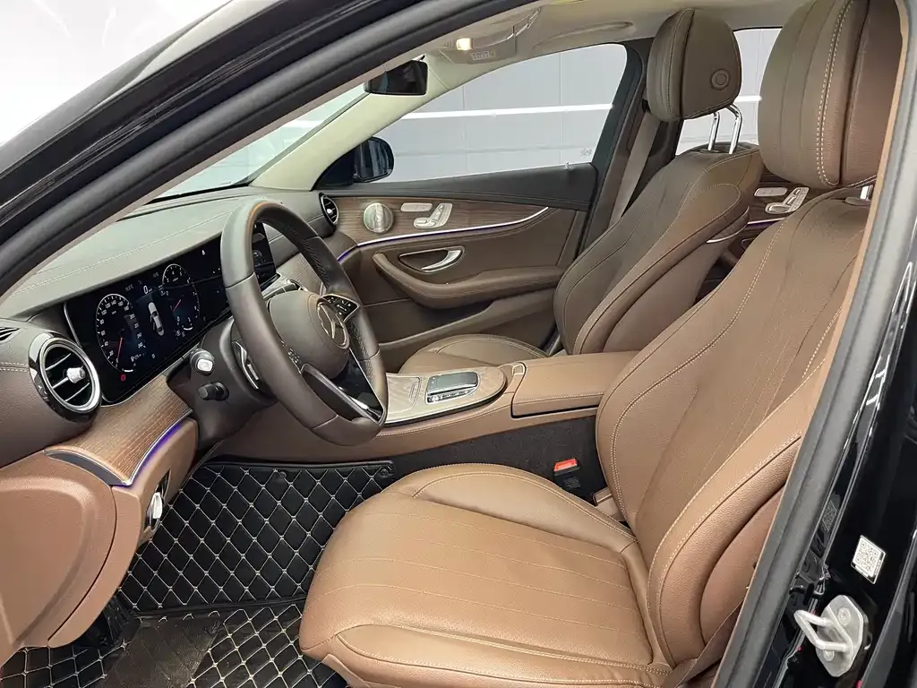 Mercedes-Benz E-Class 2023 из CN, фото 10
