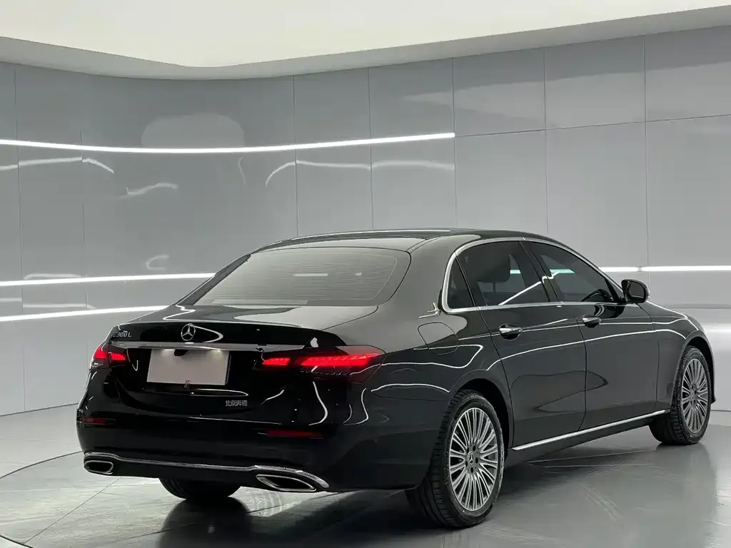 Mercedes-Benz E-Class 2023 из CN, фото 3
