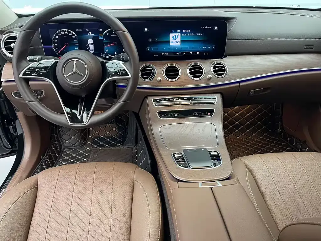 Mercedes-Benz E-Class 2023 из CN, фото 5