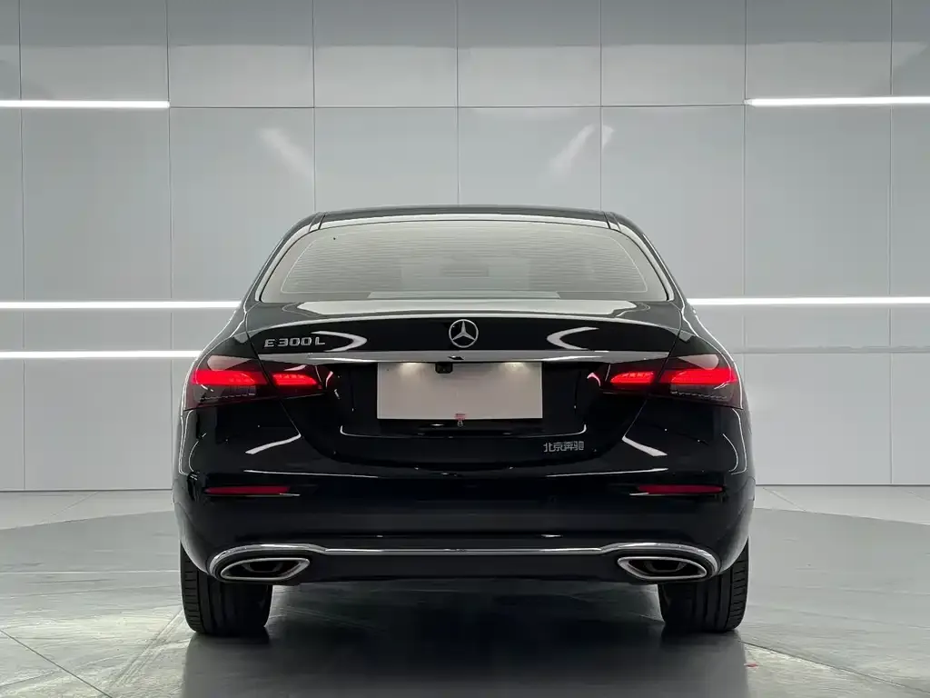 Mercedes-Benz E-Class 2023 из CN, фото 9