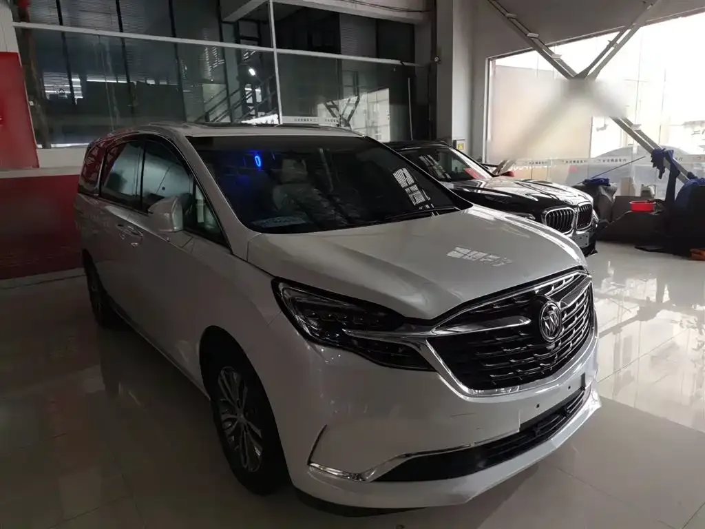Buick GL8 2022 из CN, фото 4