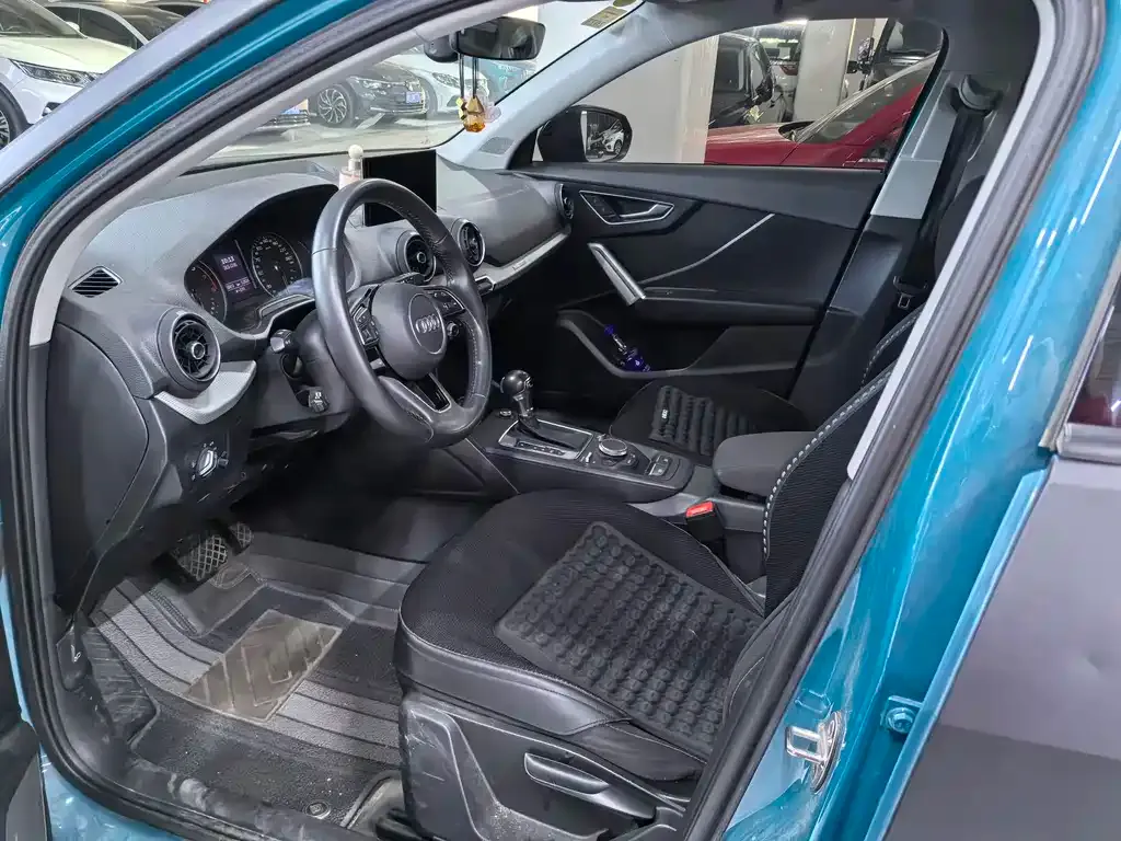 Audi Q2L 2021 из CN, фото 7