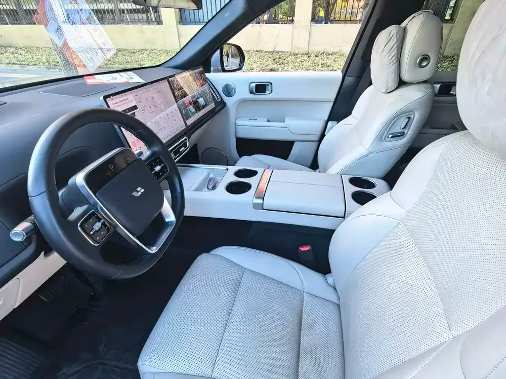 Li Auto L8 2023 из CN, фото 5