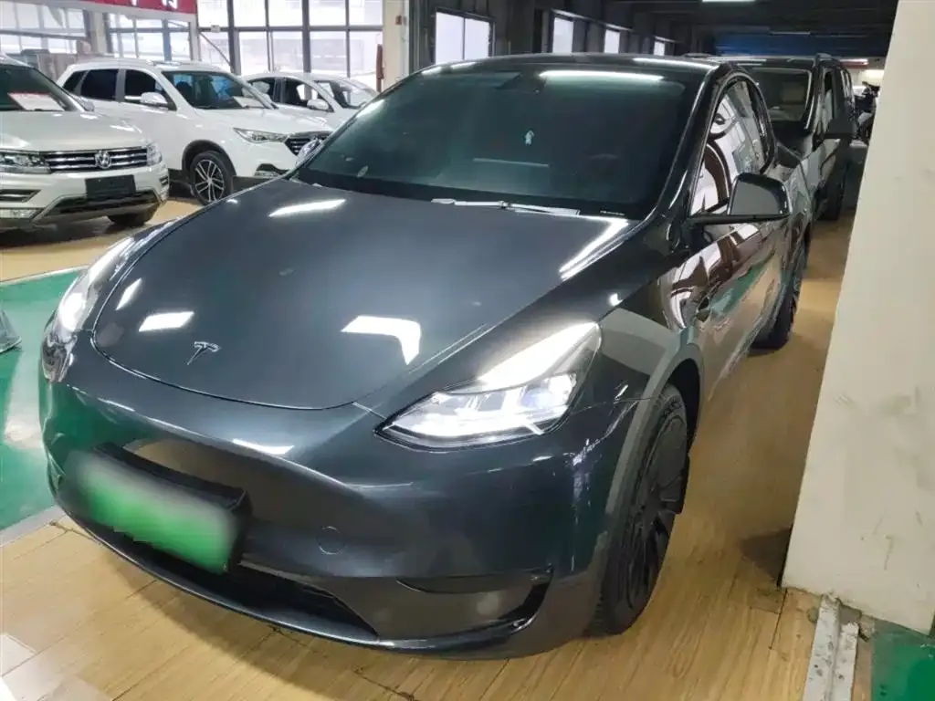 Tesla Model Y 2024 из CN, фото 2