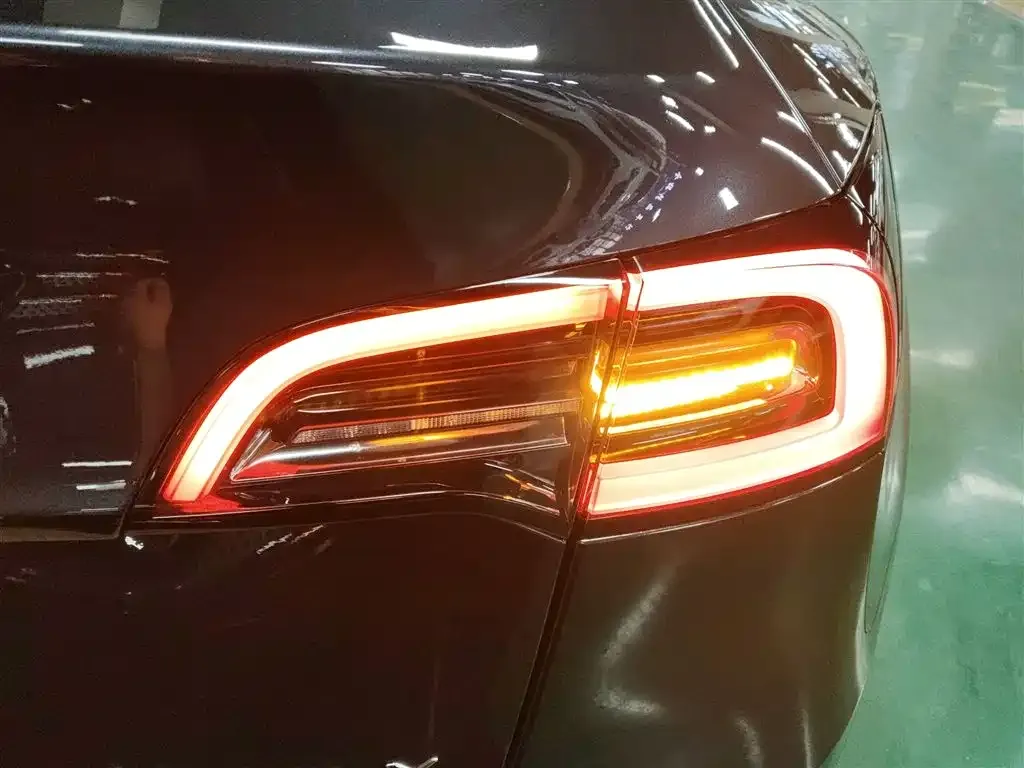 Tesla Model Y 2024 из CN, фото 8