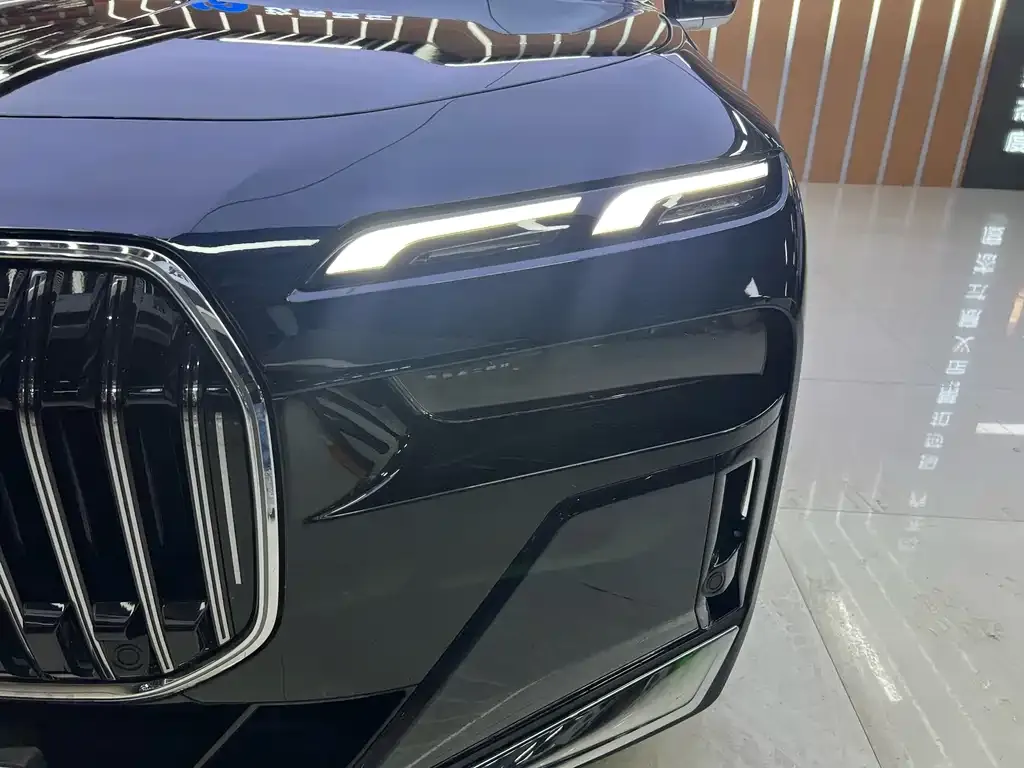 BMW 7 Series 2024 из CN, фото 4