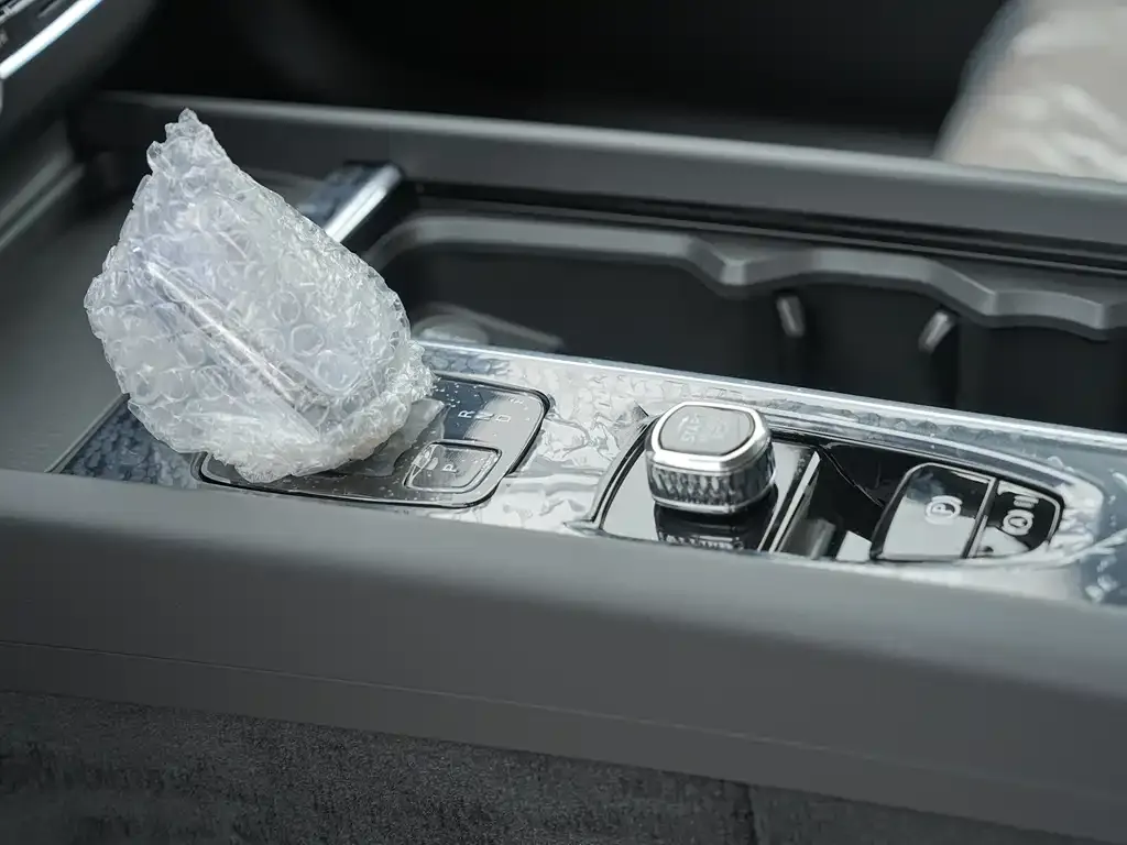 Volvo XC60 2025 из CN, фото 10
