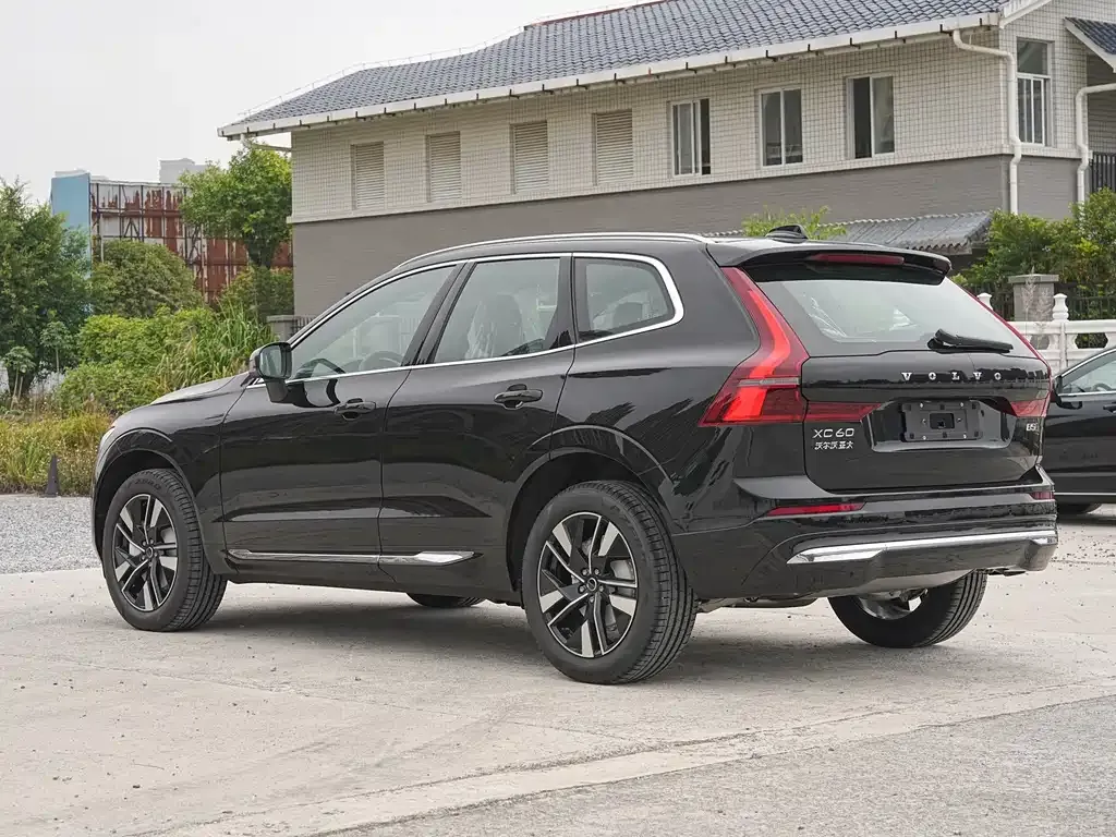 Volvo XC60 2025 из CN, фото 6