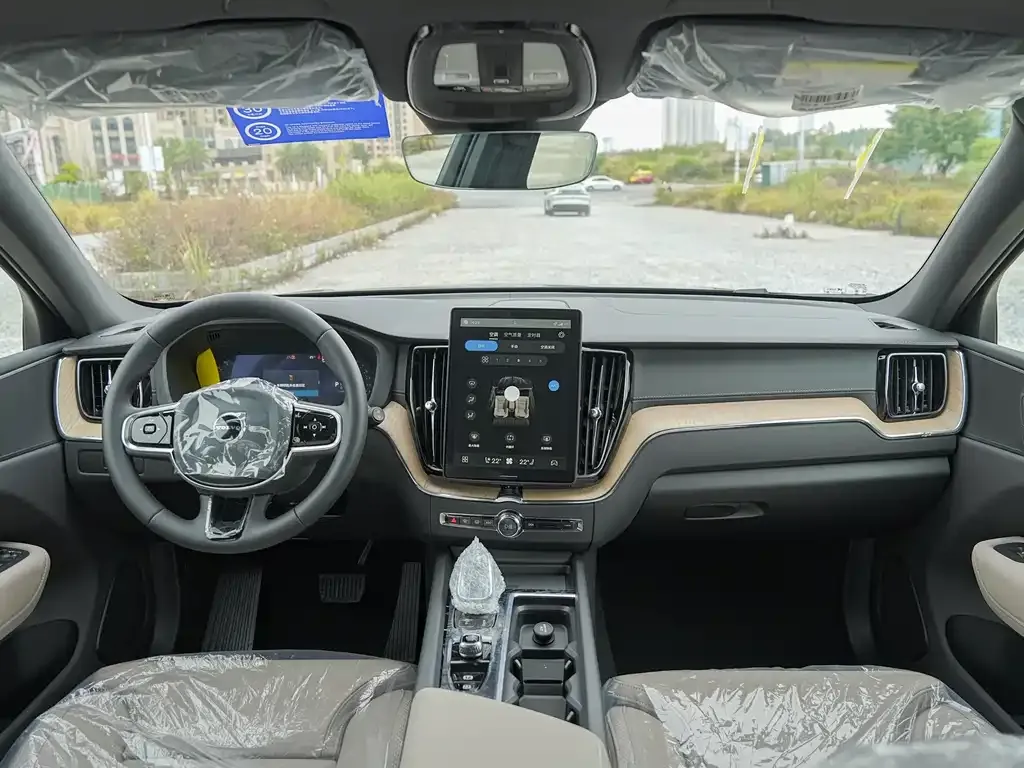 Volvo XC60 2025 из CN, фото 7