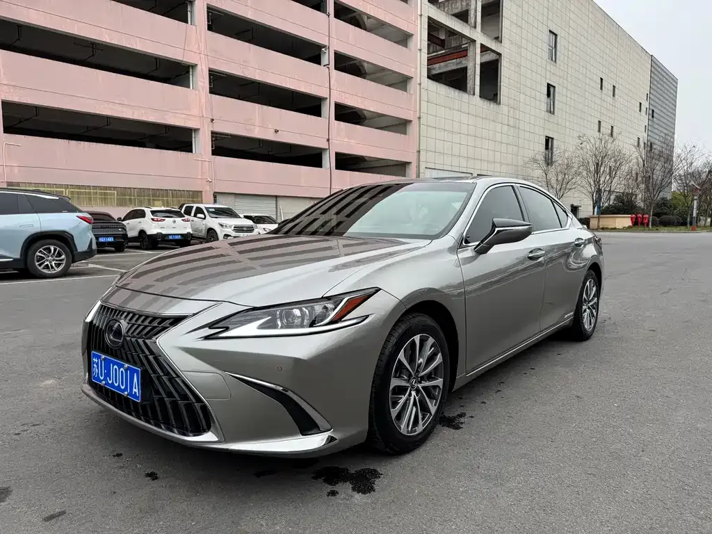 Lexus ES 2021 из CN, фото 1