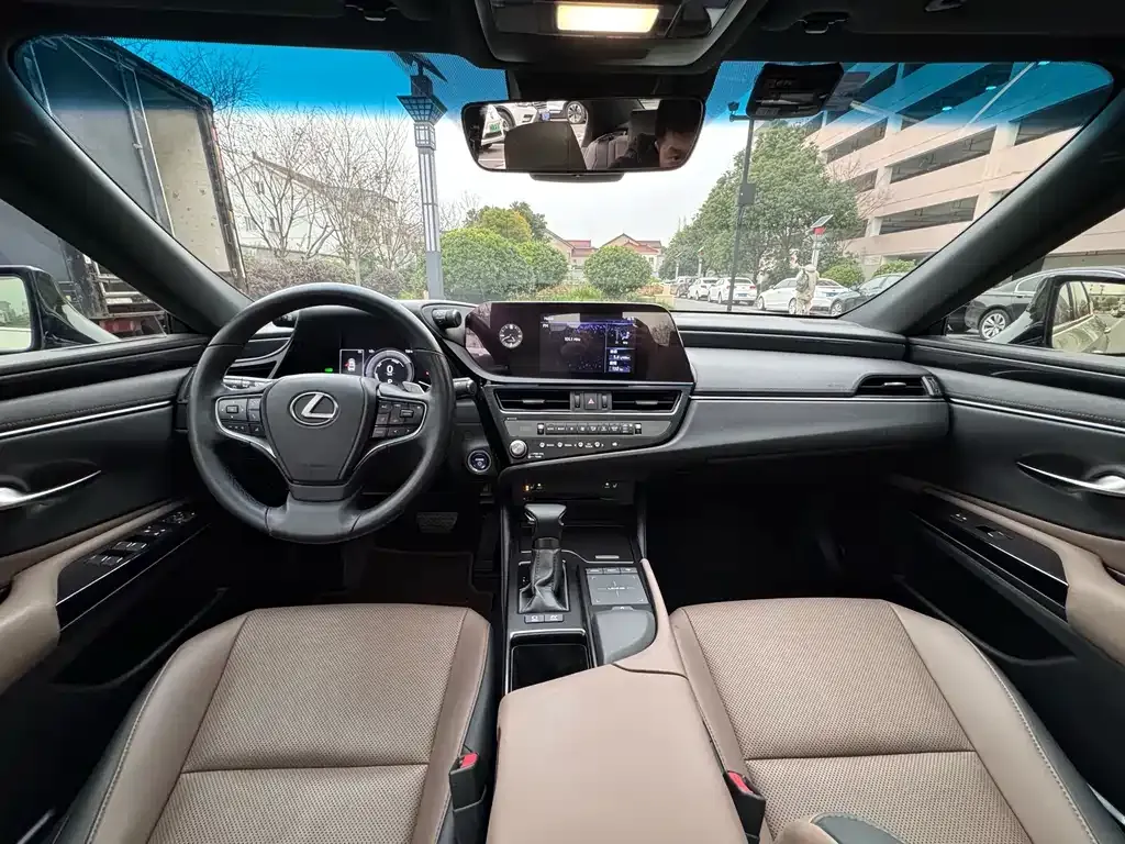 Lexus ES 2021 из CN, фото 10