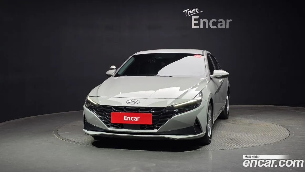 Hyundai AVANTE — фото 3