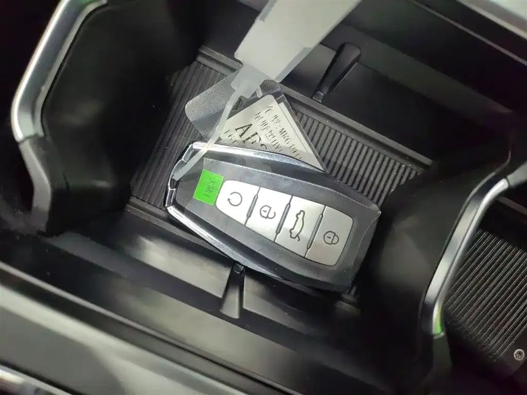 Geely Haoyue L 2025 из CN, фото 9