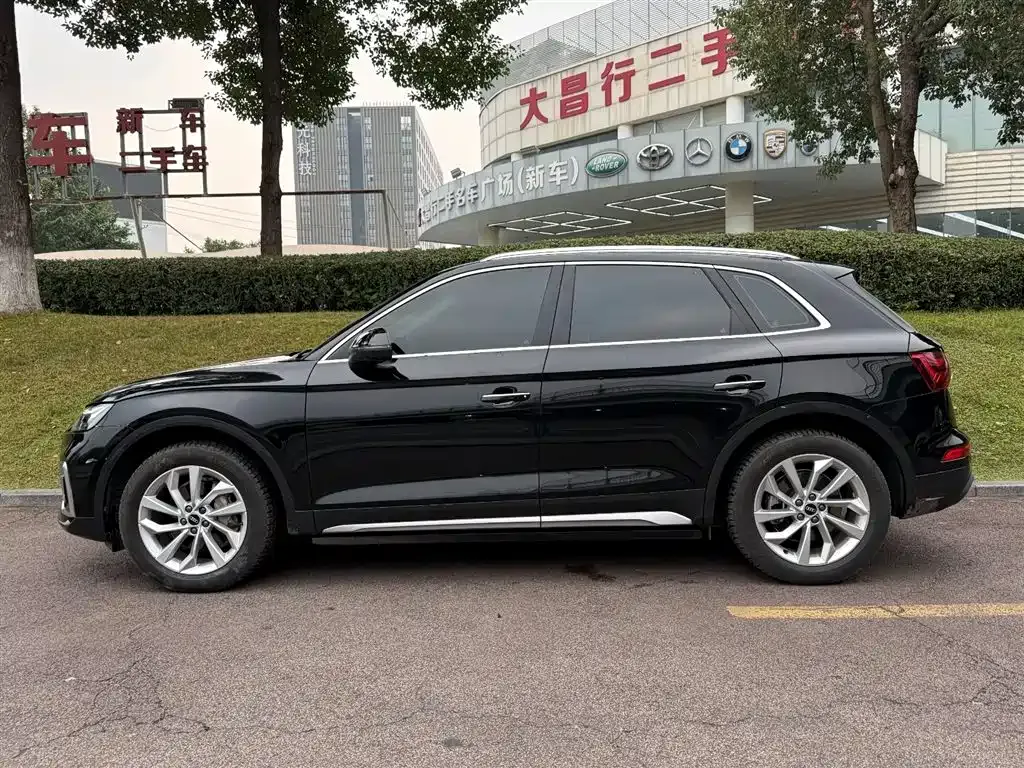 Audi Q5L 2023 из CN, фото 3