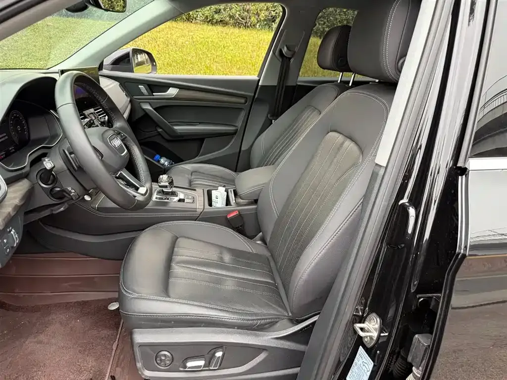 Audi Q5L 2023 из CN, фото 7