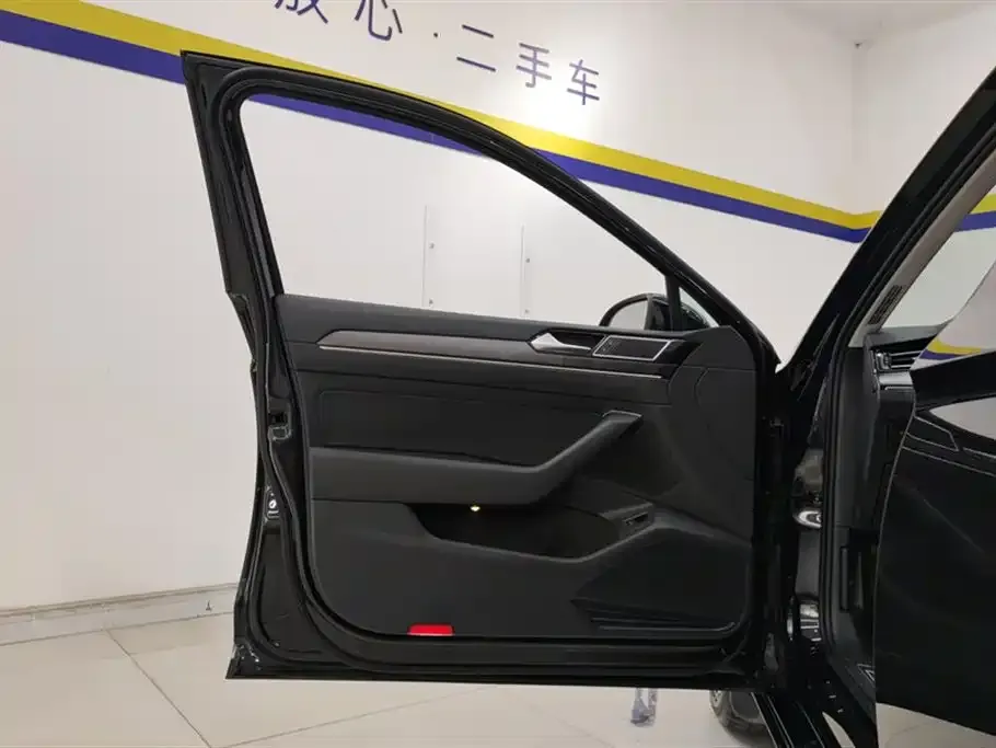 Volkswagen Magotan 2022 из CN, фото 7