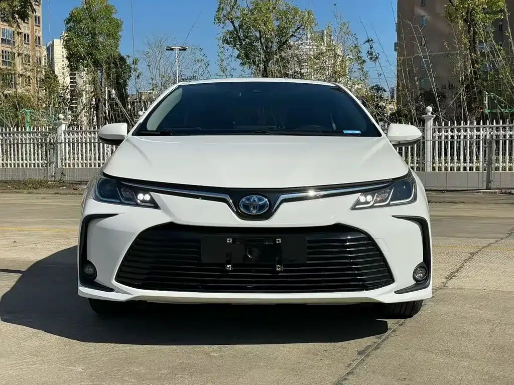 Toyota Corolla 2022 из CN, фото 2