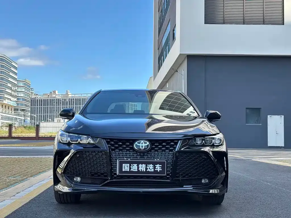 Toyota Avalon 2022 из CN, фото 2