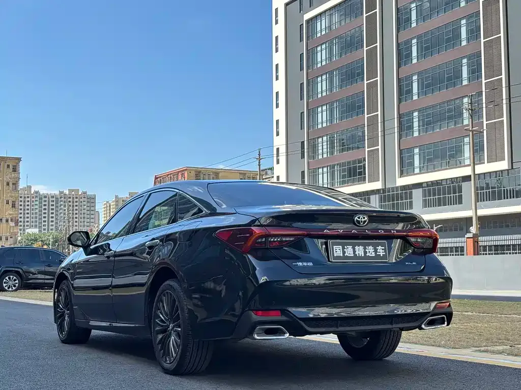 Toyota Avalon 2022 из CN, фото 4