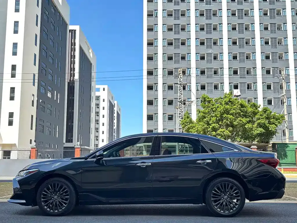 Toyota Avalon 2022 из CN, фото 7