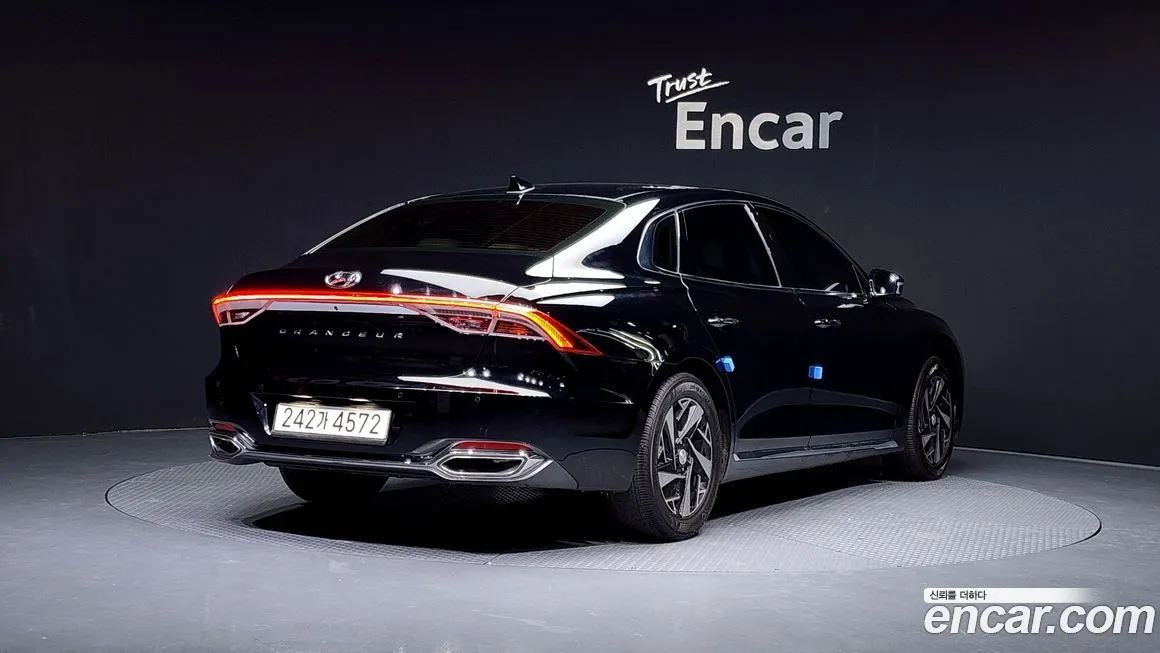 Hyundai Grandeur 2023 из KR, фото 2